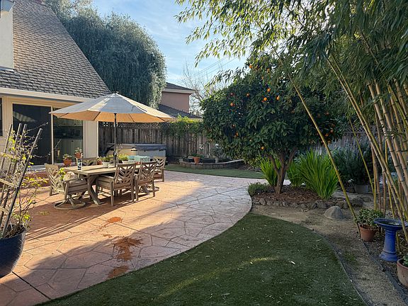 2nd image of 5815 Ettersberg Dr