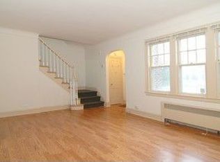 8530 S Honore St, Chicago, IL 60620