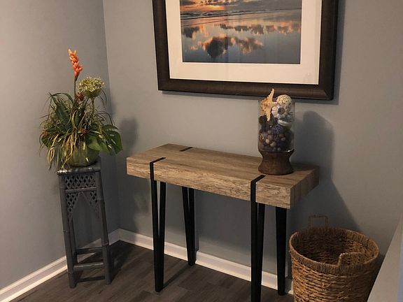 4th image of 120 N Woodland Blvd #2
