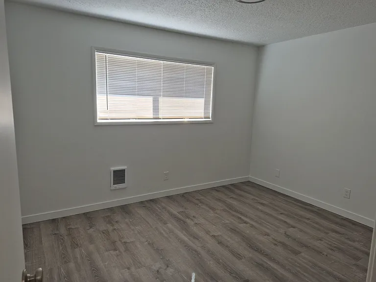 21724 SE Alder Dr #2 — Photo 6