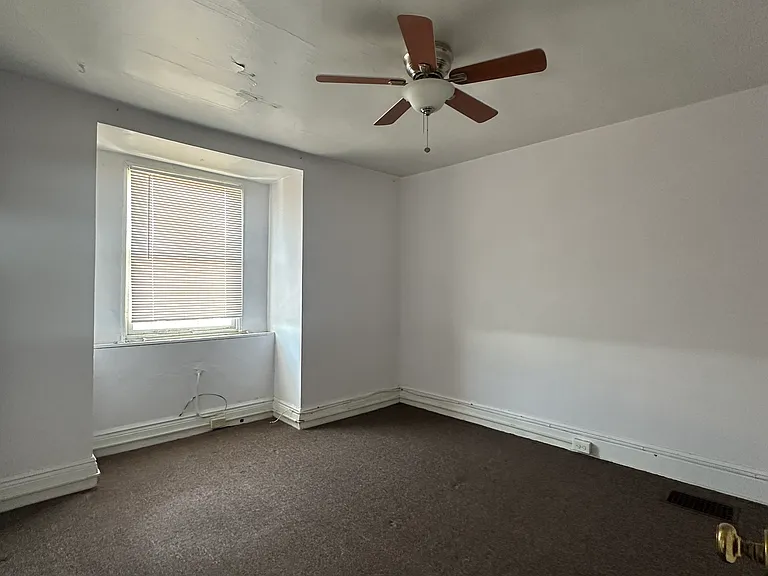 4911 Sciota St #2 — Photo 16
