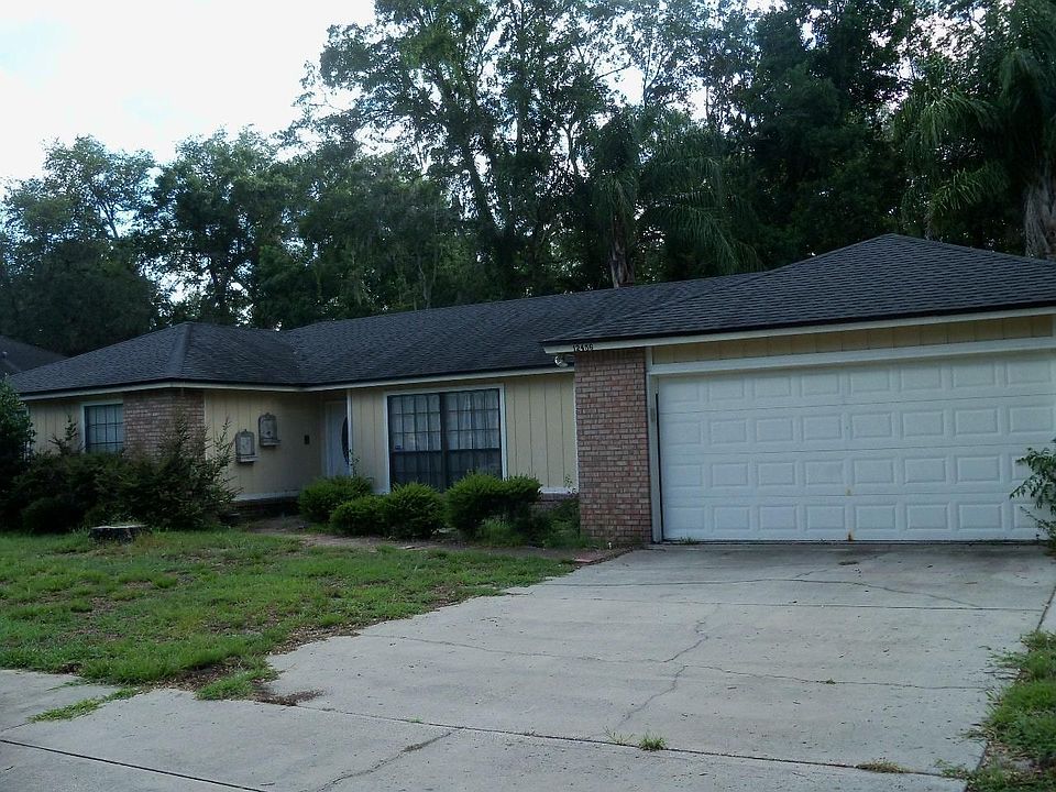 1st image of 12456 Blueberry Woods Cir W