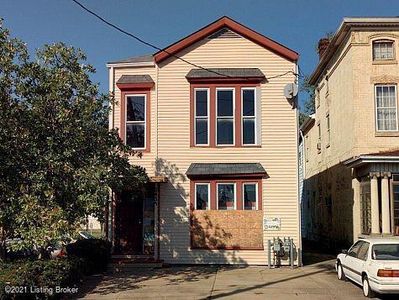 2435 W Broadway, Louisville, KY, 40211