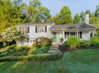 127 Woodstock Dr, Charlottesville, VA 22901