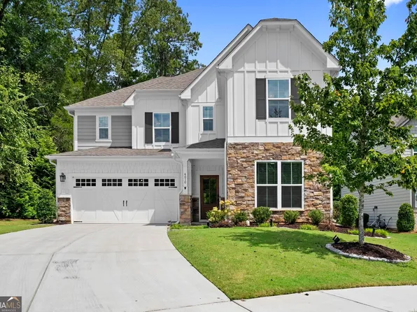 4010 Applecrisp Rd, Roswell, GA 30076