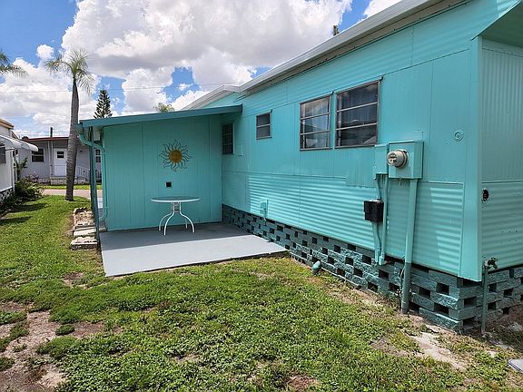 3rd image of 14300 66th St N #218