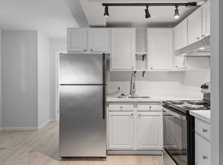 7320 35th Ave NE #4A, Seattle, WA 98115
