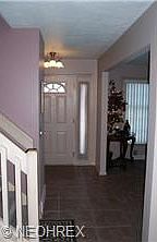 5th image of 115 Edgewater Dr