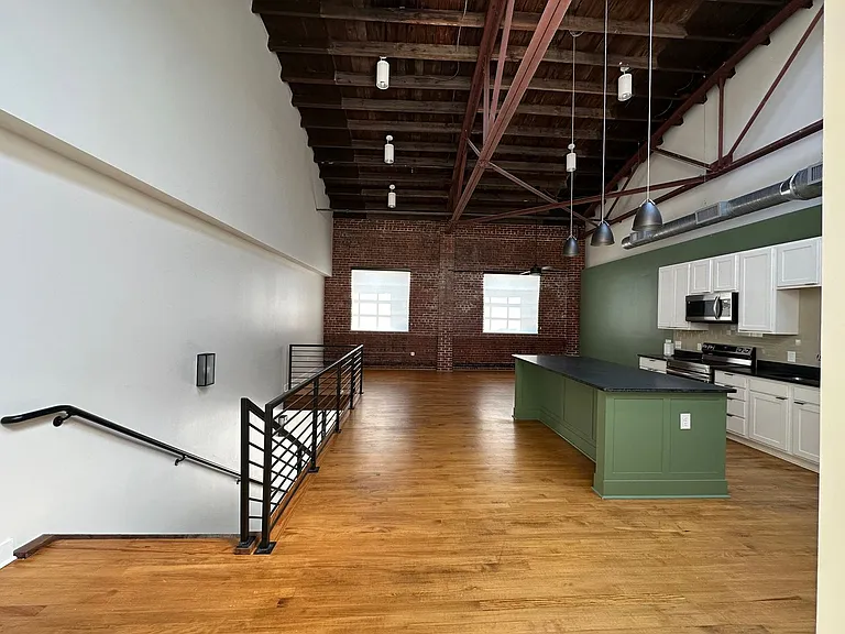 805 Martin Luther King Jr Blvd #7 — Photo 2