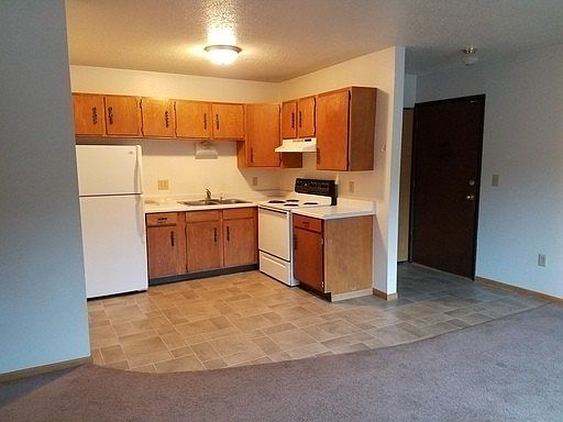 3rd image of 1315 8th St NW APT 10