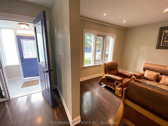 5th image of 137 Colin Ave