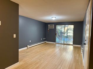 137 Pine St APT 12, Lowell, MA 01851