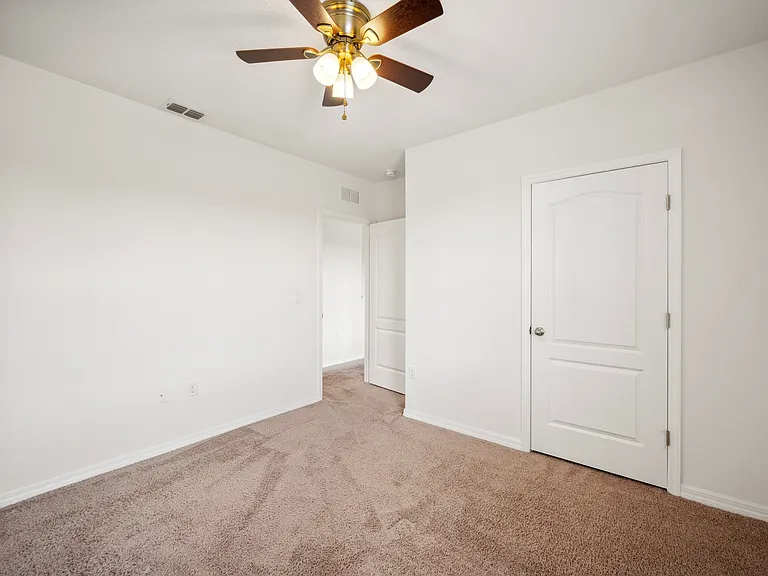 2062 Blue Highlands Dr — Photo 25
