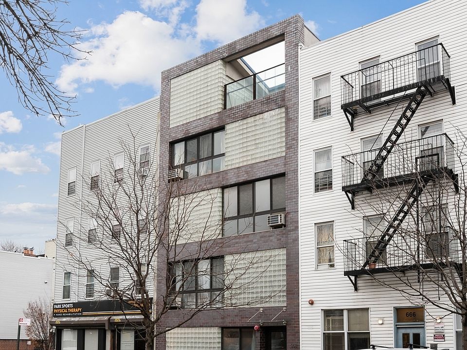1st image of 668 6th Ave APT 3