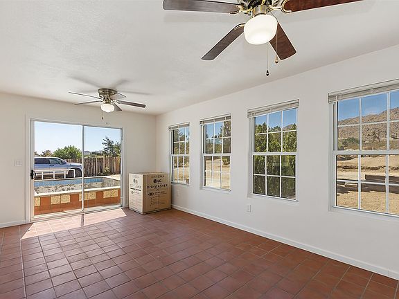 5th image of 60184 Natoma Trl