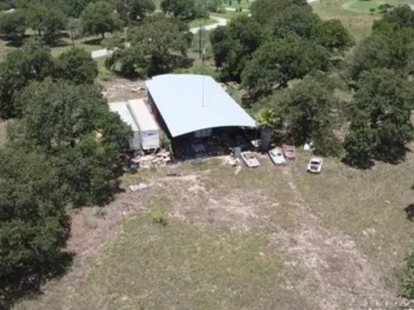 472 TERRACE HILL LN, Floresville, TX 78114