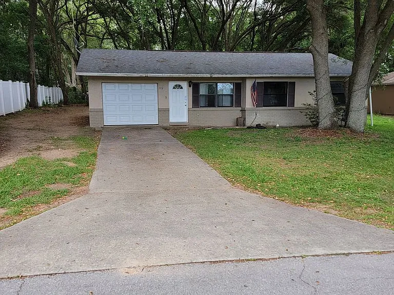 62 Teak Loop — Photo 1