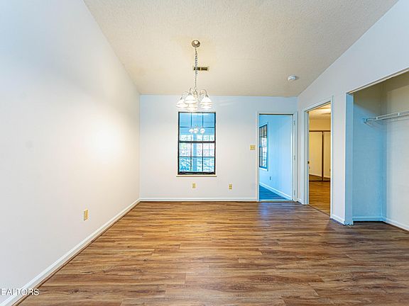 5th image of 2045 Countryhill Ln