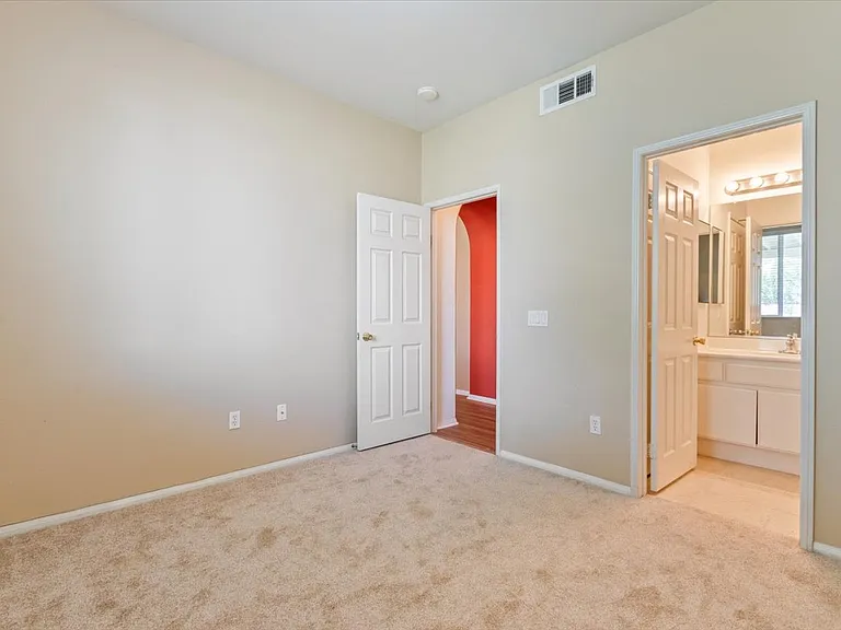 4821 W Avenue J4 — Photo 9