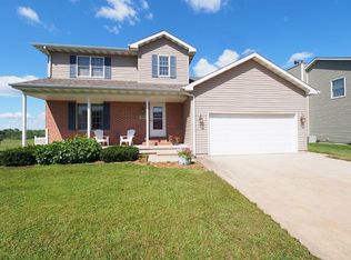990 S Laura Ln, Diamond, IL 60416
