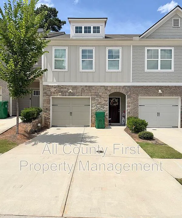 5788 Calle Vista Dr