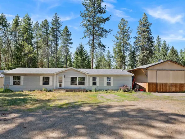 8421 E Elk Chattaroy Rd, Chattaroy, WA 99003