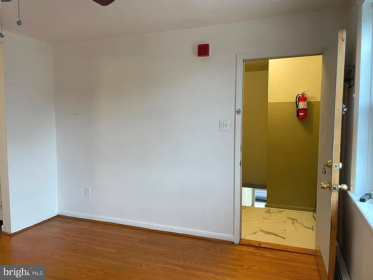6649 Hegerman St — Photo 12