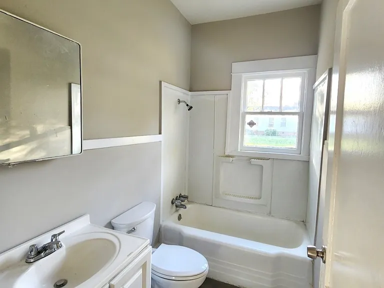 4801 Avenue S — Photo 7