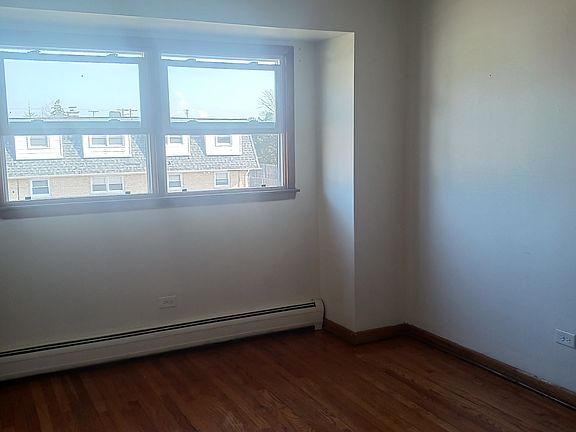 3rd image of 9709 Lorraine Dr APT 2