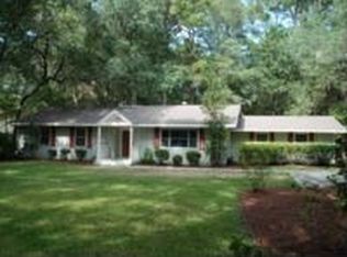 208 Hampton Ave, St Simons Island, GA 31522