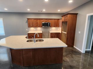 2207 Everett Dr, Jonesboro, AR 72401