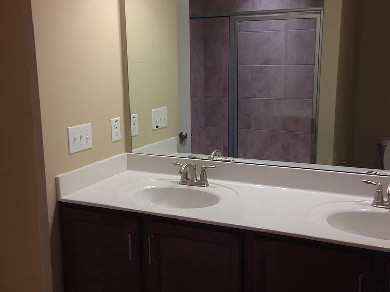 409 Village Commons Ln — Photo 16