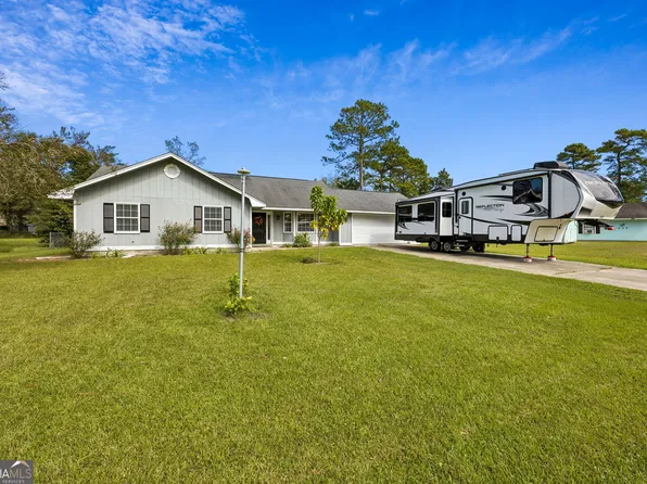 58 Green Wing Rd, Woodbine, GA 31569
