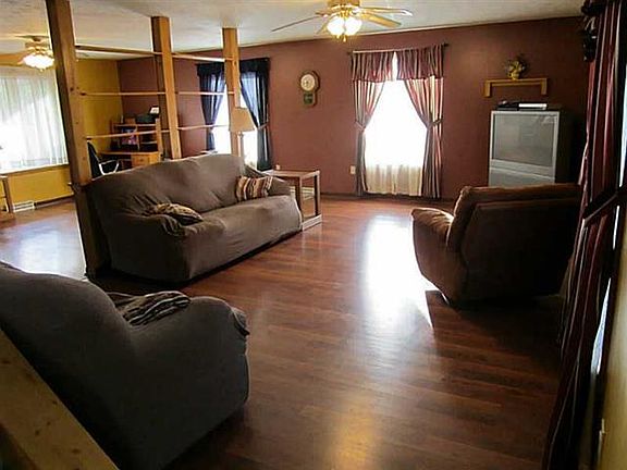 2nd image of 116 Edgewood Dr