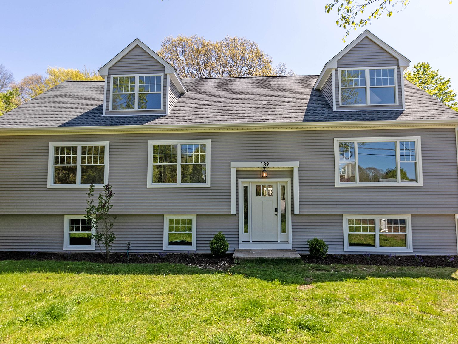 189 Liberty St, Pawcatuck, CT 06379 Zillow