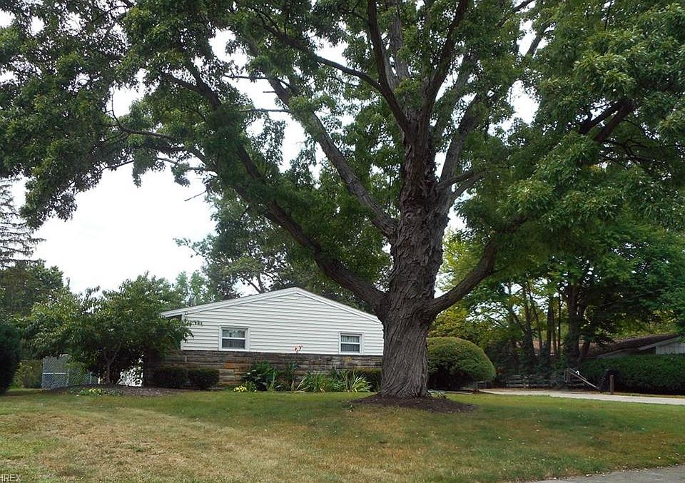 1st image of 2748 Country Club Blvd