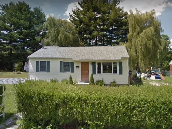 11 Green Ave, North Adams, MA 01247