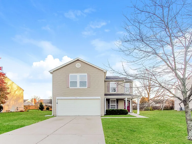 1363 White Birch Ln — Photo 1