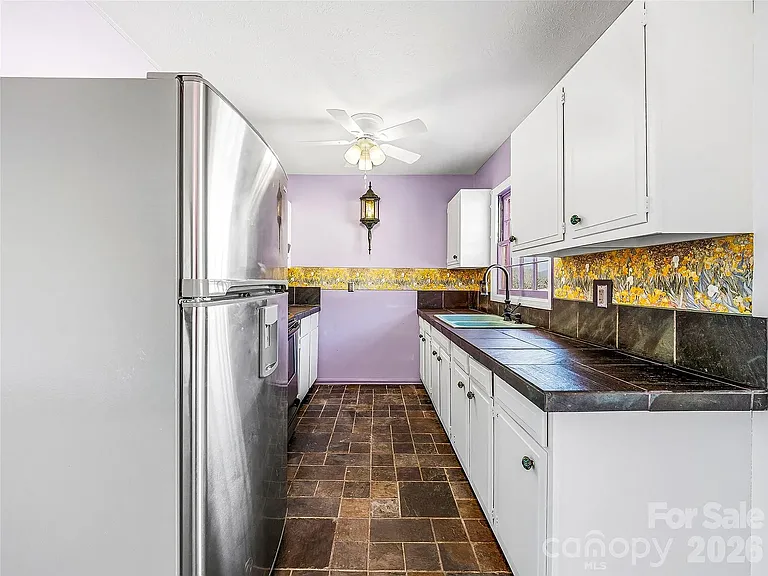 34 Southwicke Dr — Photo 4