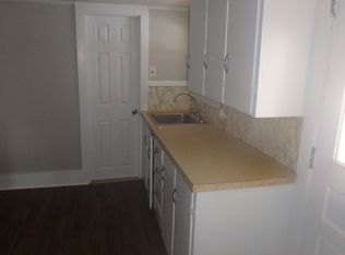 160 Holland St APT 3, Lewiston, ME 04240