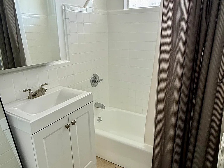 8253 Norton Ave #B8 — Photo 8