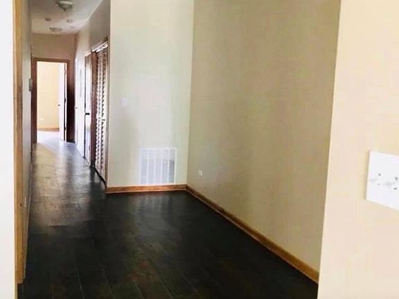 4th image of 799 S Manistee Ave #1