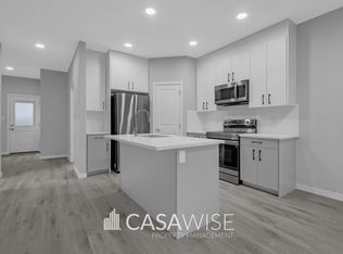 11927 125th St NW, Edmonton, AB T5L0S3