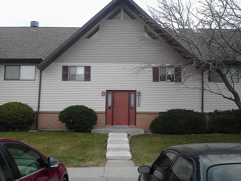 Regency Apartments 4809 — Photo 7