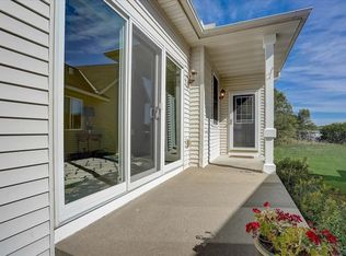 3825 Meadowview Way, Saint Bonifacius, MN 55375