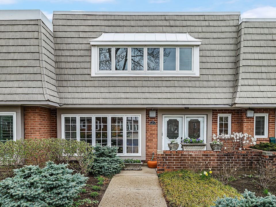 1st image of 733 Orleans Dr