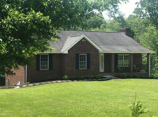 325 Hidden Country Ln, Hardy, VA 24101