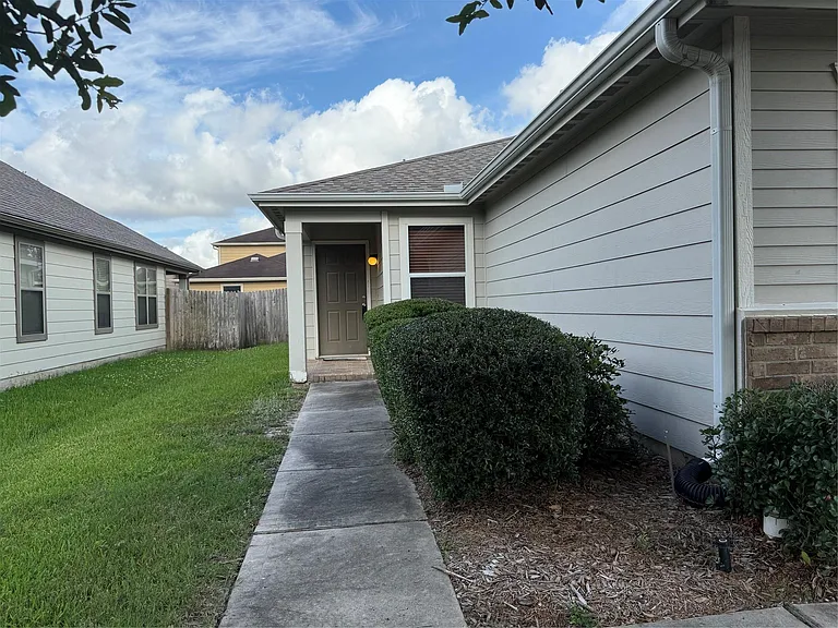 29225 Legends Valley Dr — Photo 3
