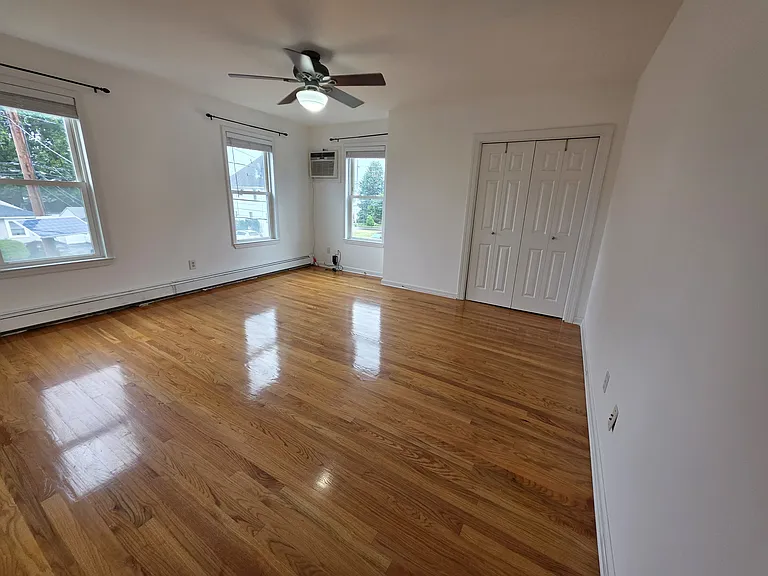 326 Walter Ave — Photo 9