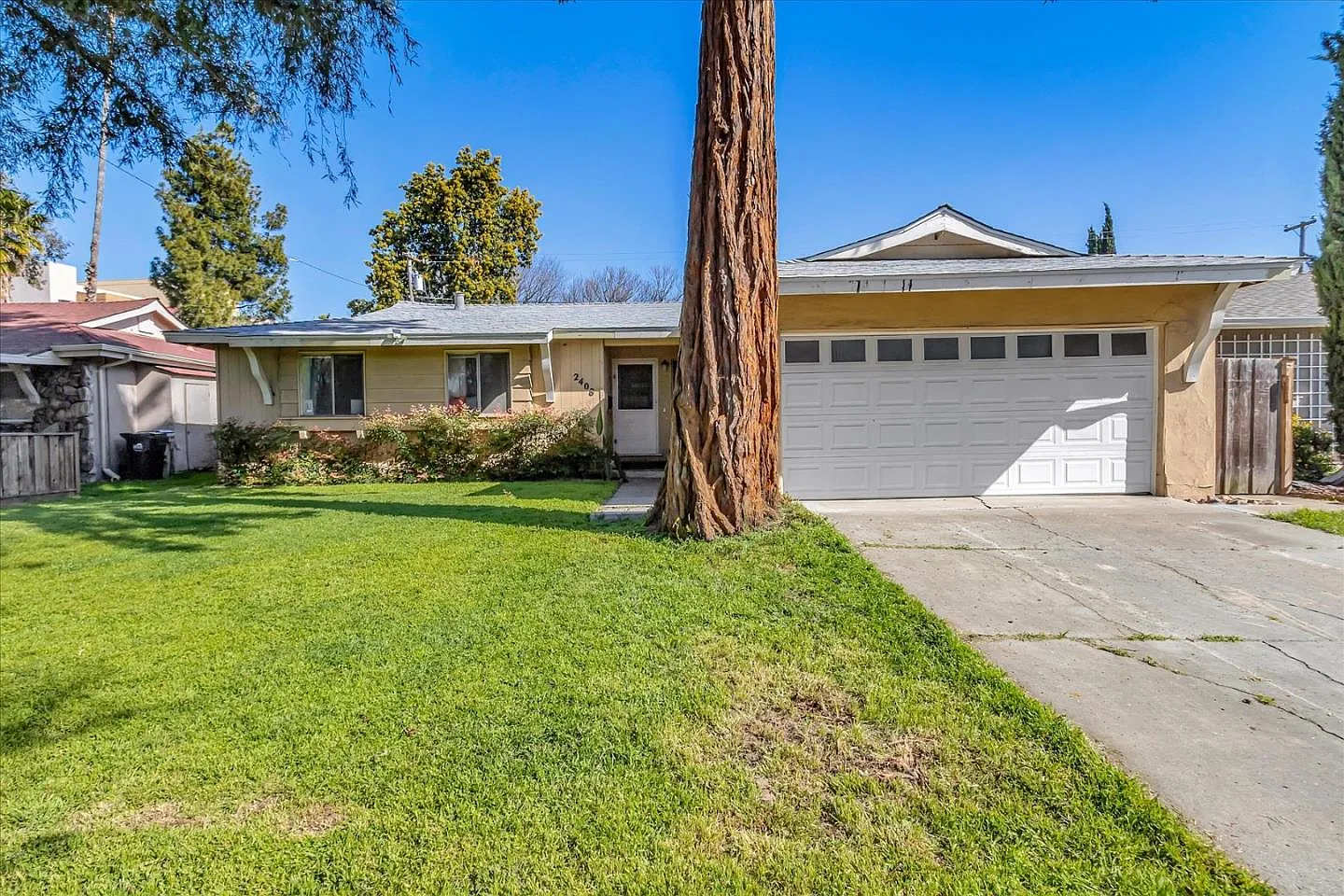 2408 Rinconada Dr photo 1